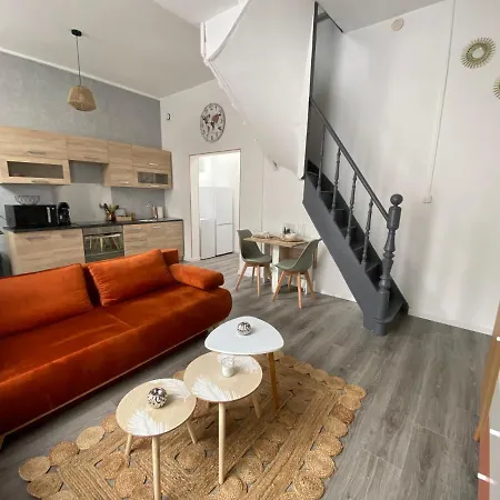 Cosy Lit' House Holiday home *
