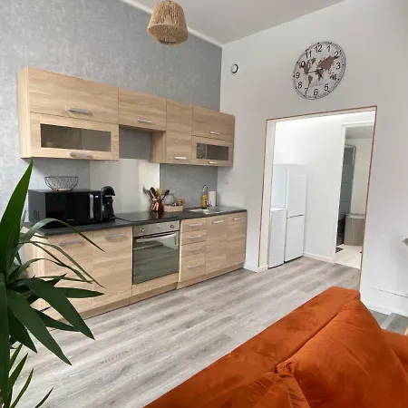 Cosy Lit' House Holiday home *